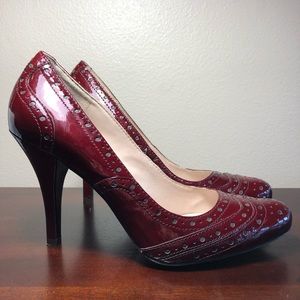 Joan & David Red Patent Leather Oxford Heels Sz 9